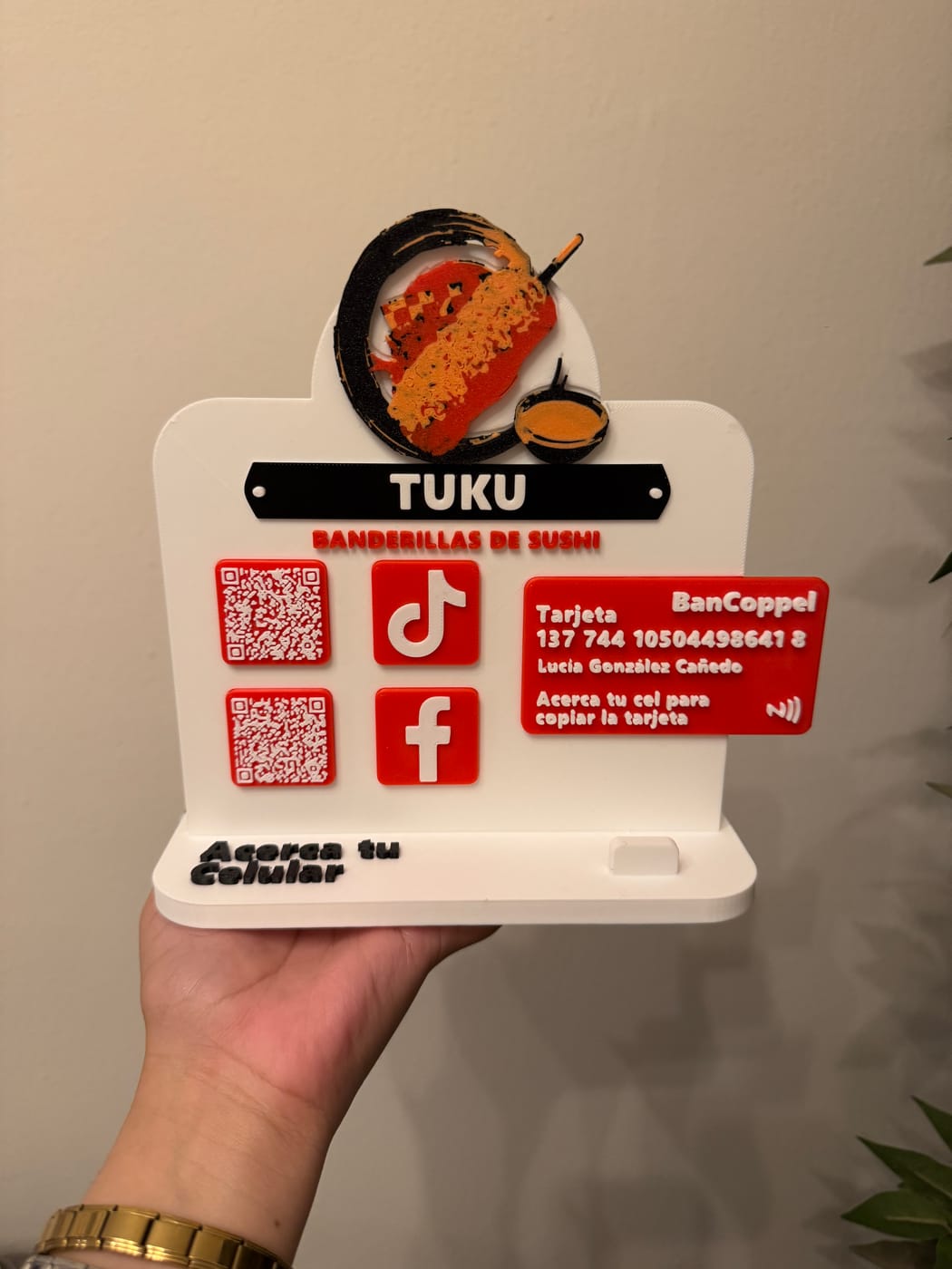 Display Inteligente para Negocios (NFC + Código QR + Datos de Pago)